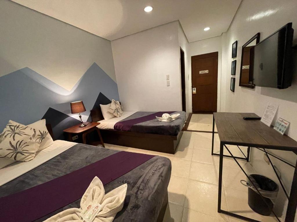 โครอนอีโค่ลอดจ์ Hotel โกรอน ภายนอก รูปภาพ
