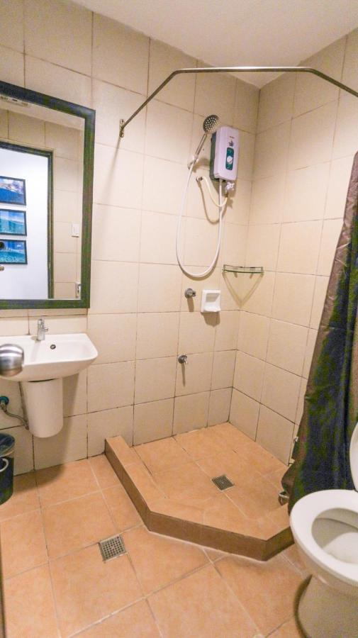 โครอนอีโค่ลอดจ์ Hotel โกรอน ภายนอก รูปภาพ