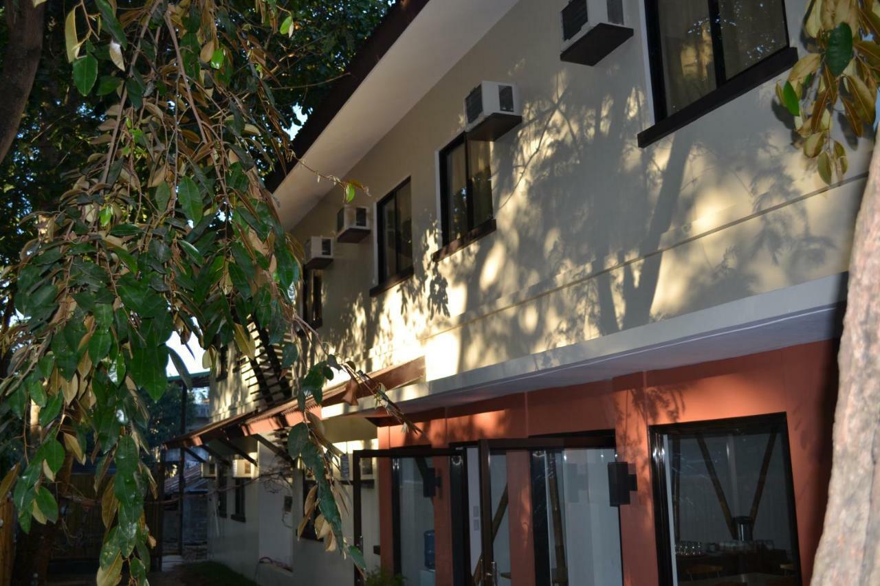 โครอนอีโค่ลอดจ์ Hotel โกรอน ภายนอก รูปภาพ