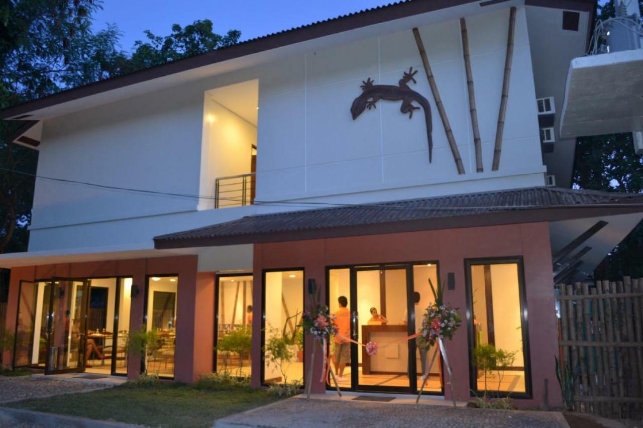 โครอนอีโค่ลอดจ์ Hotel โกรอน ภายนอก รูปภาพ